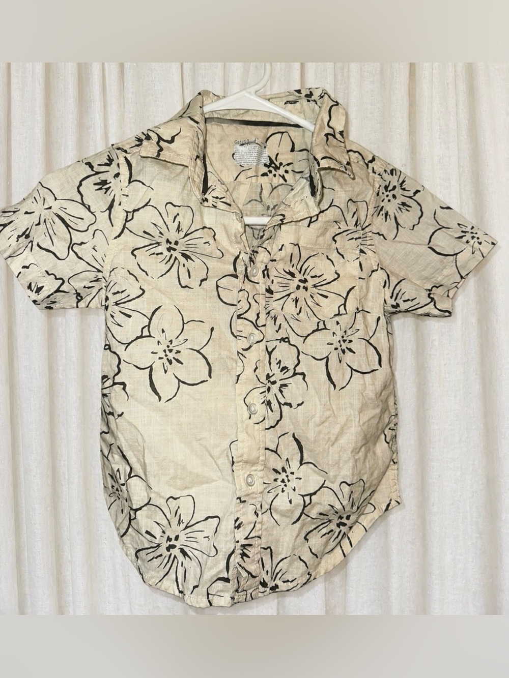 Cat & Jack Beige Short-Sleeve Button-Down Shirt with Black Floral Print